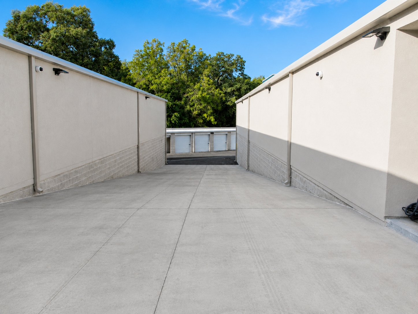 First Rate Storage - Stockton 7565 Pacific Avenue Stockton, CA 95207